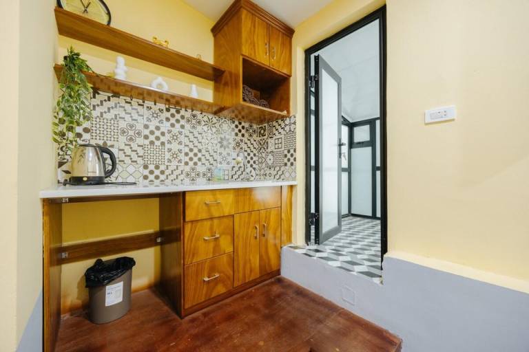 Vacation home with patio | Close to Old Quarter | Good for workation — photo 4