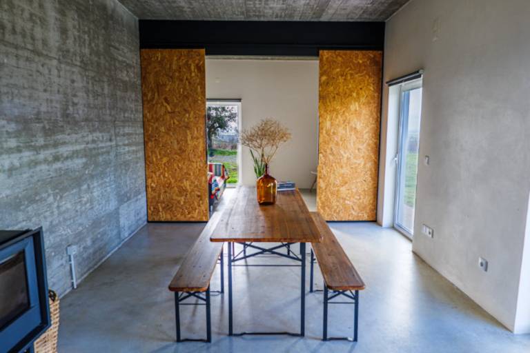 House  Motrinos