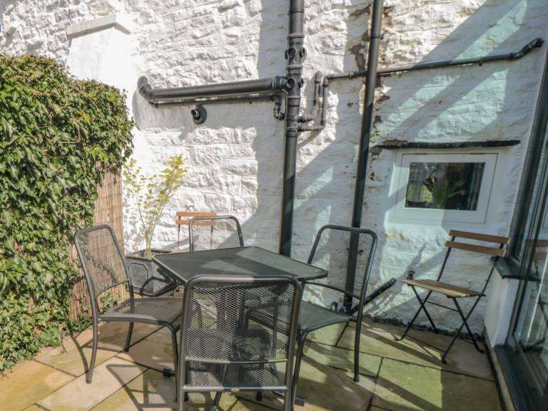 Cottage  Pickering