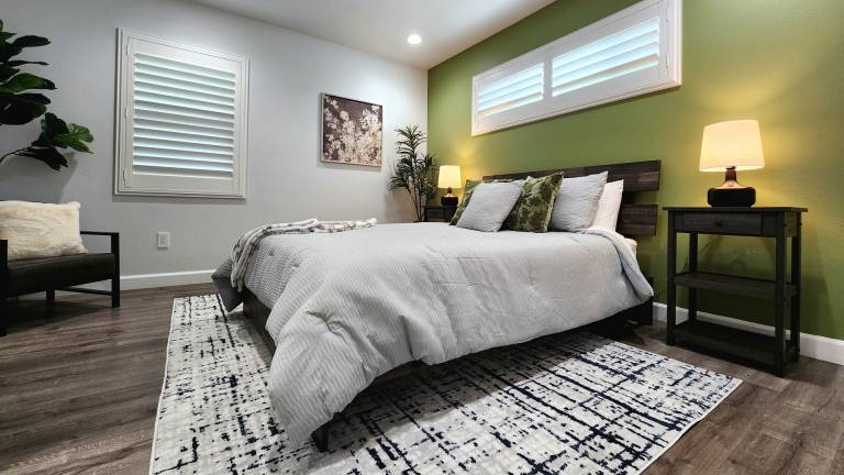 Vacation home with yard in Orange, CA