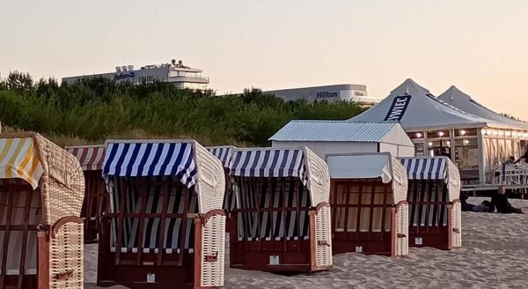 Lovely holiday apartment with jacuzzi & pool | Next to the beach | Pets allowed — photo 3