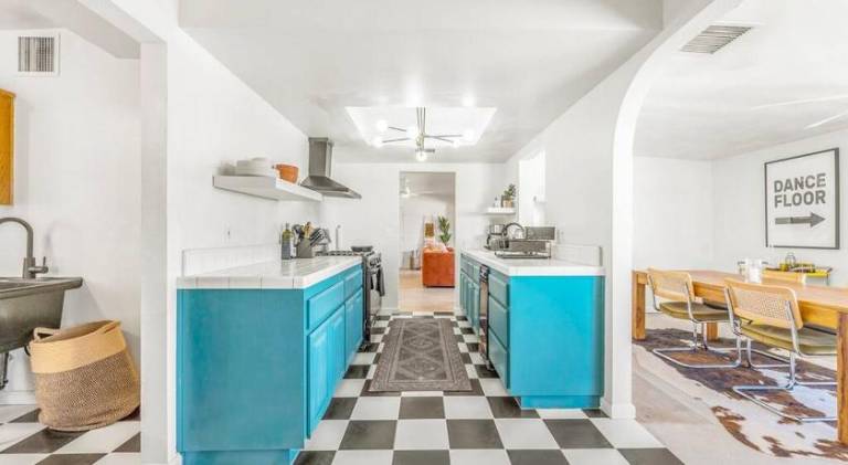 House with 2 rooms for 4 persons — photo 4