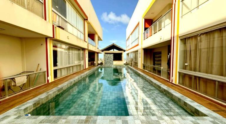 Pleasant vacation home with barbeque, patio & pool | Next to the beach | Pets allowed — photo 5