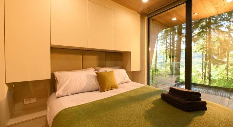 Lodge with terrace — photo 2