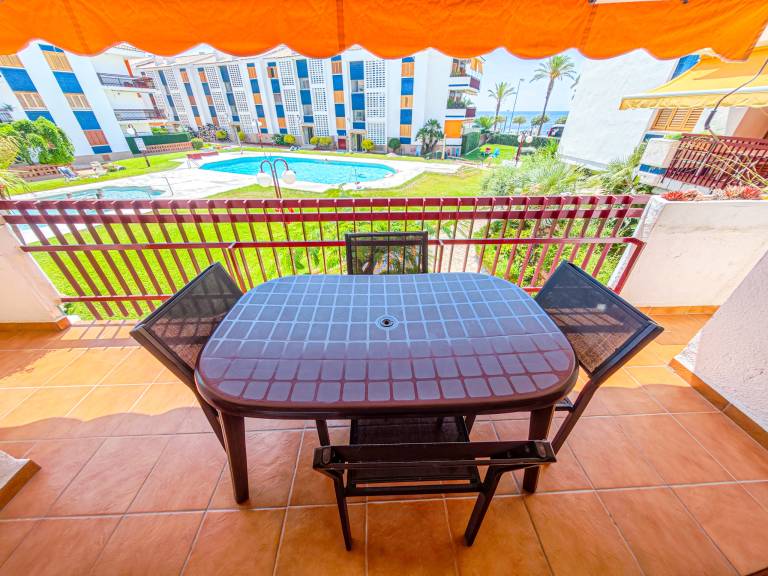 Nice holiday apartment with terrace, pool & yard | Close to the beach | Pet-friendly — photo 5