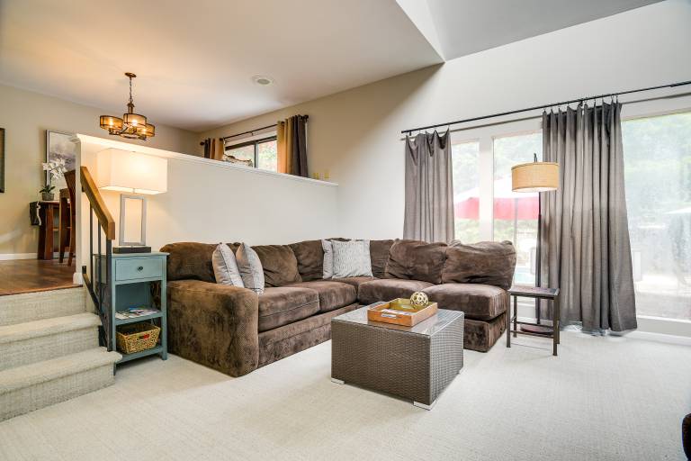 3 Mi to Downtown: Inviting Lancaster Home! — photo 4