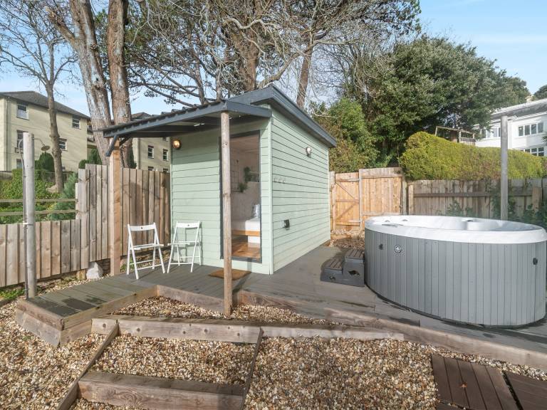 Cottage with garden & jacuzzi | Sea view — photo 5
