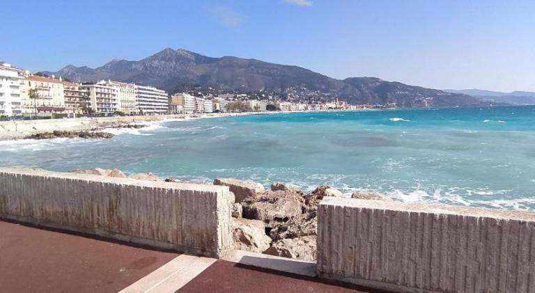 Fully equipped pleasant rental apartment with patio | Beach nearby | Pet-friendly — photo 5