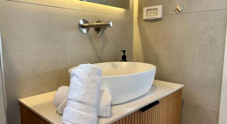 Leo Ari Suites & 215;& 161;& 215;& 149;& 215;& 149;& 215;& 153;& 215;& 152;& 215;& 149;& 215;& 170; & 215;& 156;& 215;& 144;& 215;& 149; & 215;& 144;& 215;& 168;& 215;& 153;