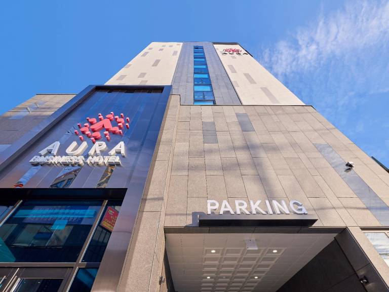 Aura Business Hotel