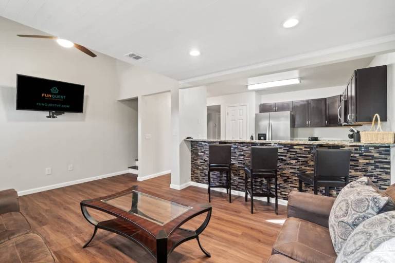 Child-friendly beautiful vacation home | Beach nearby | Dogs allowed — photo 4