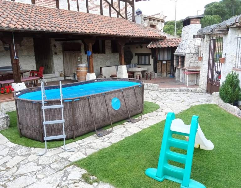 House with grill, private pool & terrace | Mountain view — photo 2
