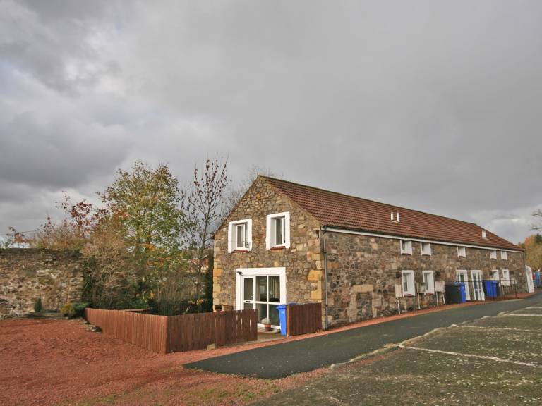 Cottage with grill & garden in Belford