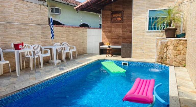 Villa with pool in Praia Grande