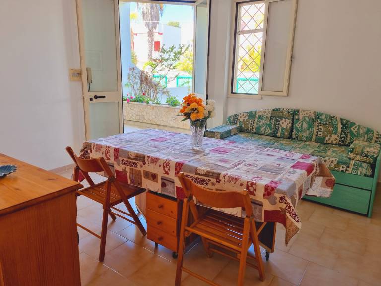 Villa with garden | Garden view — photo 4