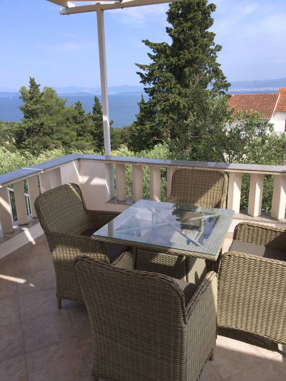 Apartman Sutivan
