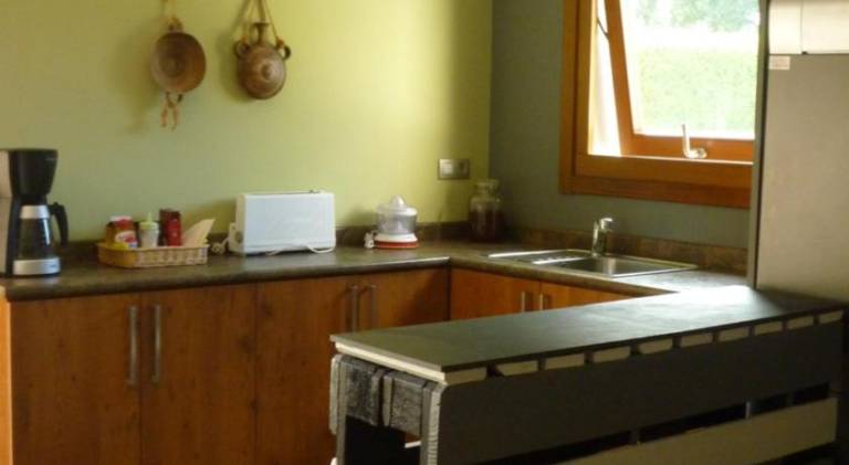 Charming vacation home with pool | Pet-friendly — photo 4