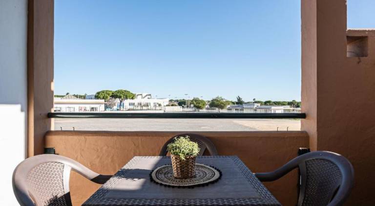 Apartment with terrace & private pool | Good for workation — photo 3
