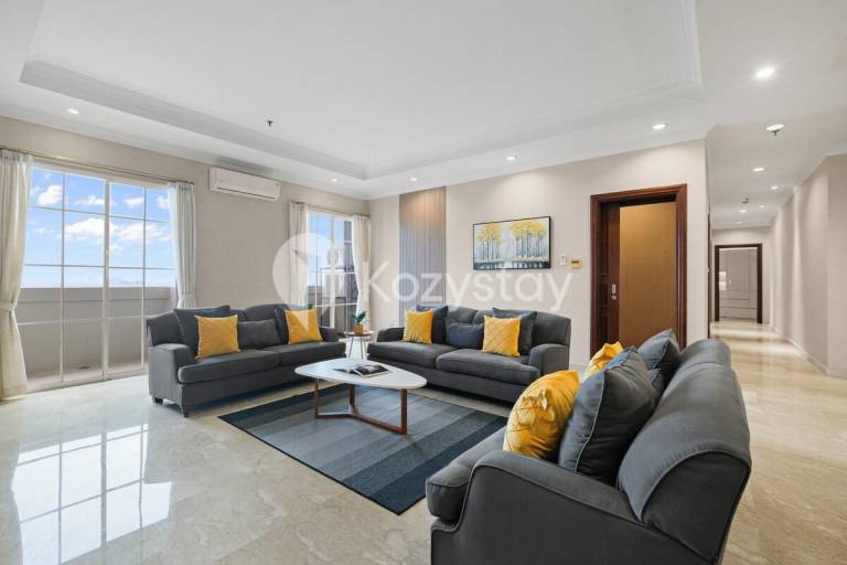 279 m&sup2; Ferienhaus