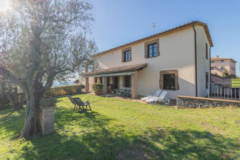 Il Poderaccio Agri-relais: Pozzo: Appartamento con Piscina Condivisa — photo 3