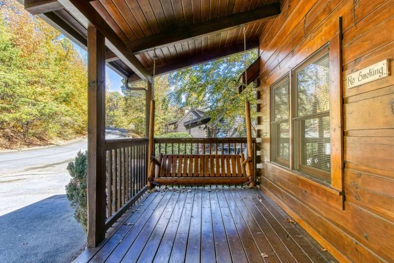 Child-friendly cabin with private pool | Dogs allowed — photo 5