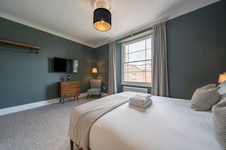 Rental apartment with yard | Next to Bristol Cathedral — photo 5