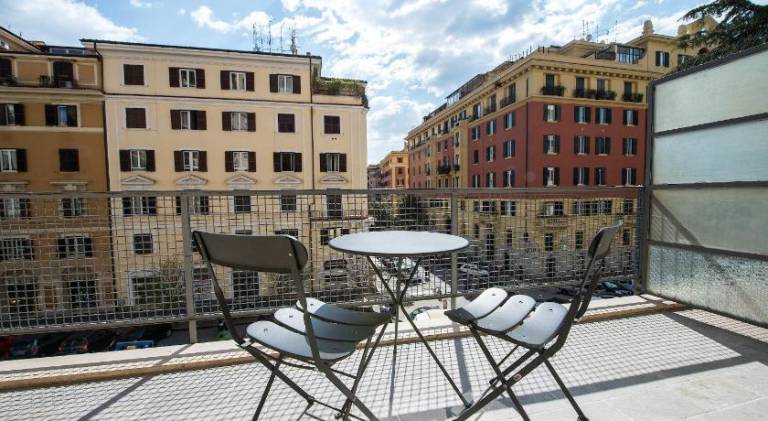Holiday apartment with terrace | Next to Vatican Museums | Perfect for remote work | Pets are welcome — photo 5