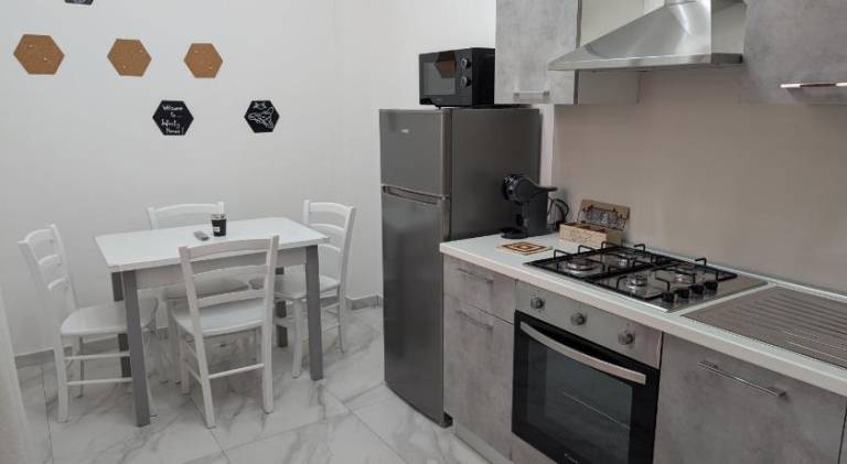 Serviced apartment with terrace & jacuzzi — photo 3