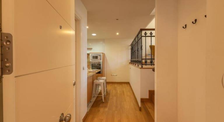 Charming 2 Bedroom apartament with Free Parking -under previus request- at Sevilla City Center By OC — photo 4