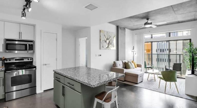 Charming rental apartment with pool | Pets allowed — photo 4