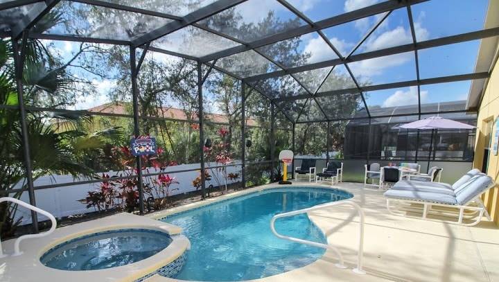 Dom  Kissimmee