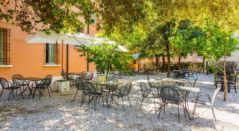 Student's Hostel Estense — photo 4