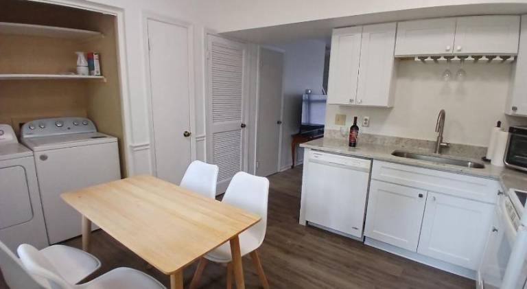 House with 2 rooms for 5 persons — photo 4