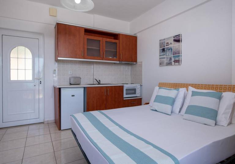 Apartment '2 One Bedroom' with Sea View, Wi-Fi and Air Conditioning — photo 2