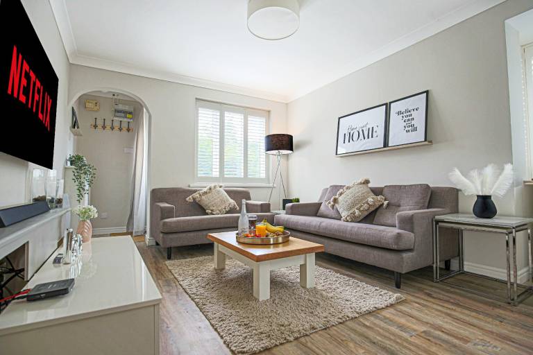 Lowndes House - Close to City Centre - FreeParking — photo 2