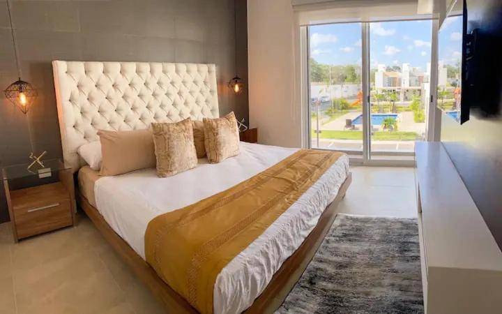 Elegante y preciosa casa con excelente ubicacion in Cancún