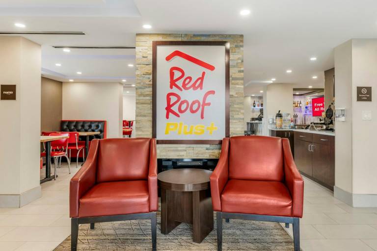 Red Roof Inn Bourbonnais — photo 4