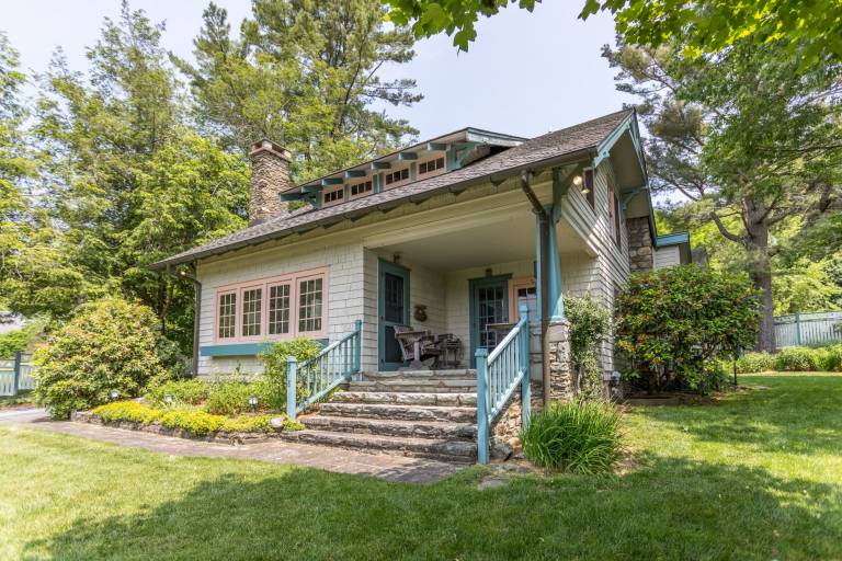 House Blowing Rock