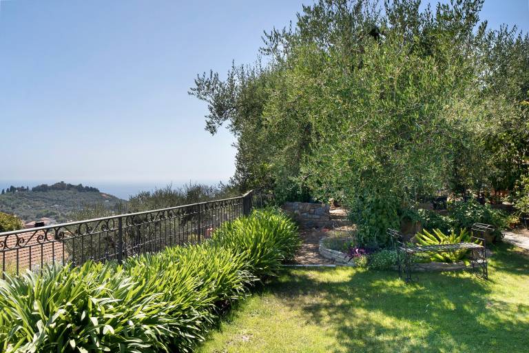 Holiday Apartment "Villa Isabella Casa Lucia" with Sea View, Shared Terrace & Wi-Fi — photo 2