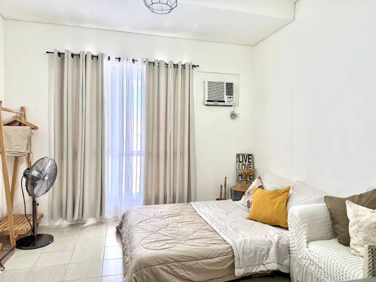 Apartment with pool | Perfect for remote work — photo 2