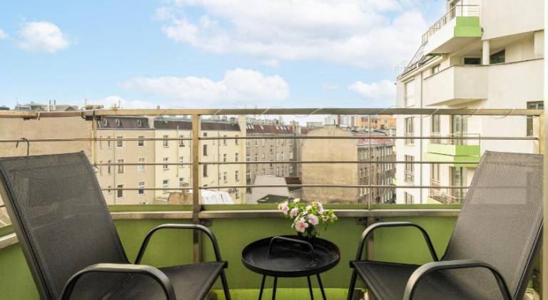 Apartment with 2 rooms for 6 persons — photo 4