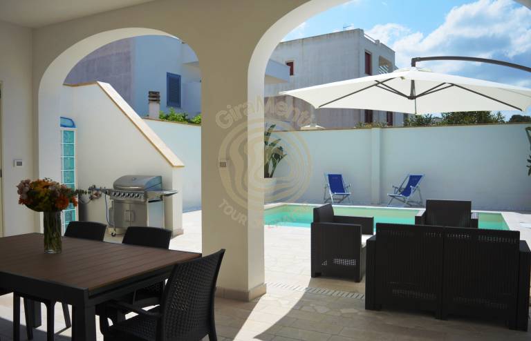 House with private pool & barbecue — photo 5
