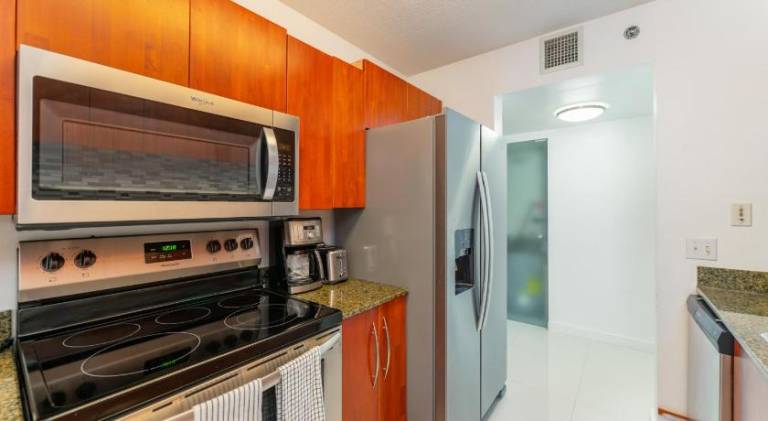 Holiday apartment with pool & hot tub | Pet-friendly — photo 5