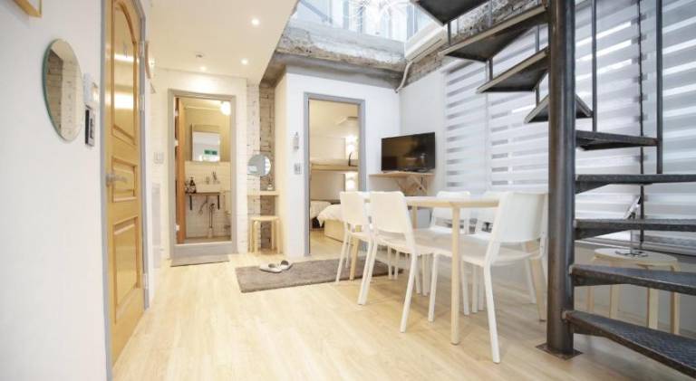 HAN HOUSE Hongdae-st 1min 4br 4bath Rooftop in Seoul