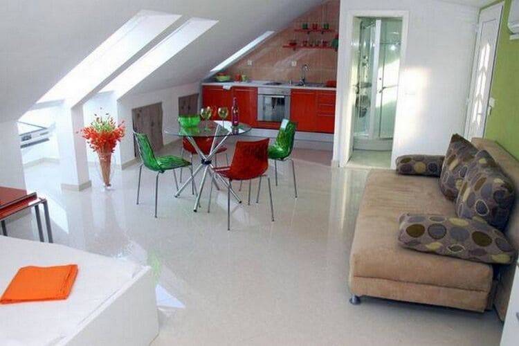 Apartma Trstenik