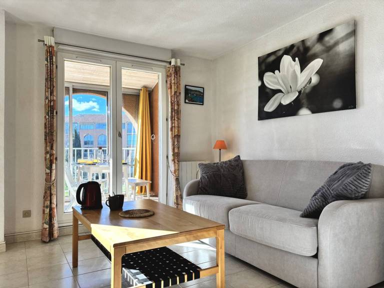 Holiday apartment with 1 room for 5 persons — photo 4
