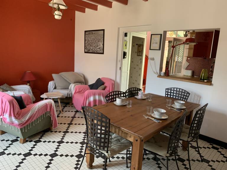 Vacation home with grill & yard | Pets are welcome — photo 5