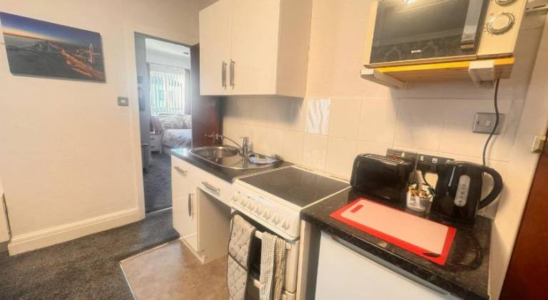 Holiday apartment with garden — photo 3