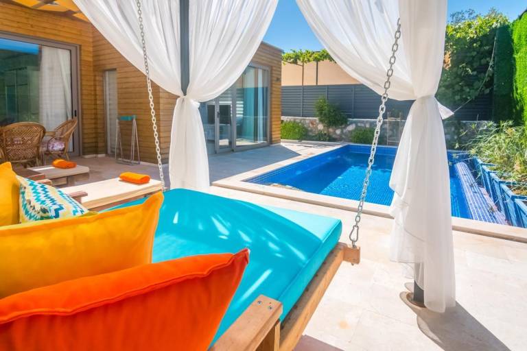 Ferienhaus Für 2 Personen mit eigenem Pool