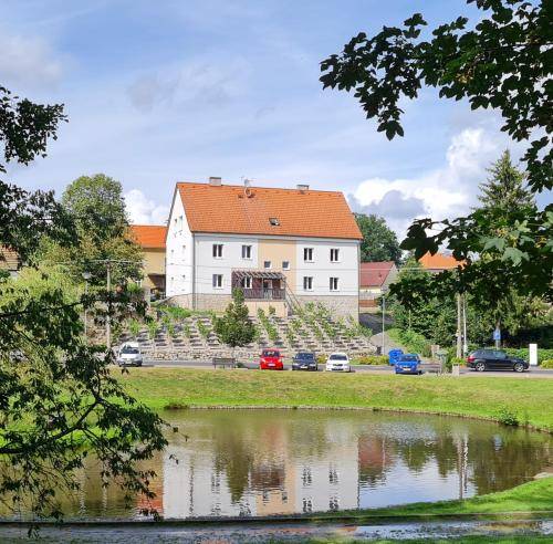servisovaný byt Žírovice